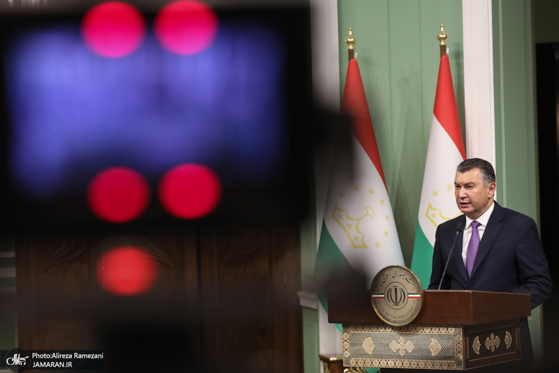 دیدار نخست وزیر تاجیکستان با عارف