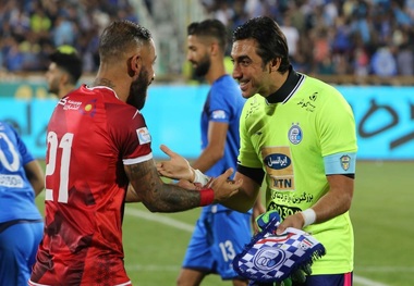 اشکان دژاگه: به دنبال قهرمانی با تراکتورسازی هستم/ برای جام ملت‌های آسیا آماده می‌شوم