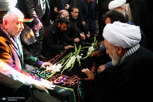 تشییع پیکر آیت الله نمازی در قم