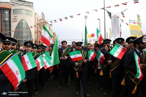 راهپیمایی باشکوه 22 بهمن در قم