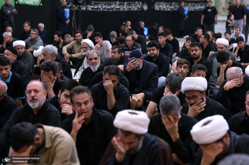 اولین شب عزاداری حضرت اباعبدالله الحسین (ع) در حرم امام خمینی