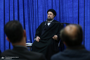 دیدار  رئیس و جمعی از اعضای اتاق اصناف تهران‌ با سید حسن خمینی