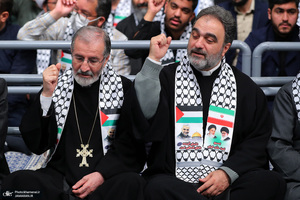 دیدار هزاران نفر از بسیجیان با رهبر معظم انقلاب