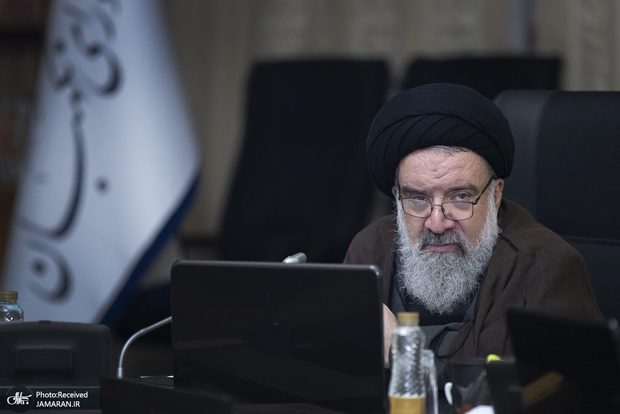 احمد خاتمی: اشاره به «صلح» در قرآن، پیرامون دعواهای خانوادگی است و ربطی به «جنگ« ندارد/ آمریکا هیچگاه در پی صلح با ایران نبوده بلکه درپی تسلیم ایران است