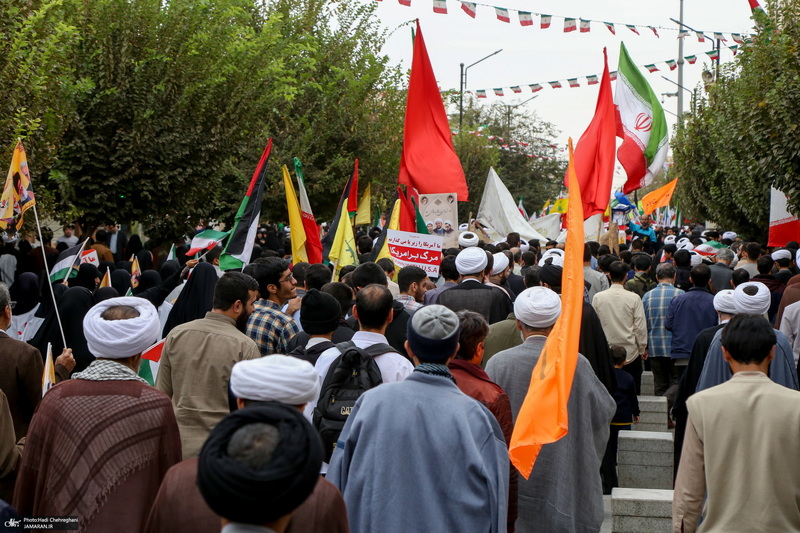 راهپیمایی باشکوه 13 آبان