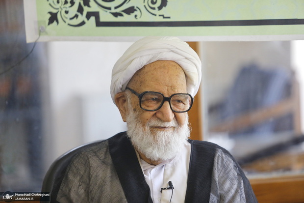 آیت الله مسعودی خمینی: دشمن برای 50 سال آینده فکر می کند؛ بزرگان باید به‌خوبی درباره این موضوع صحبت کنند