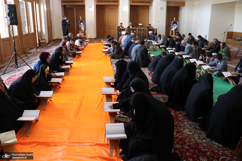 محفل انس با قرآن در بیت تاریخی حضرت امام در خمین