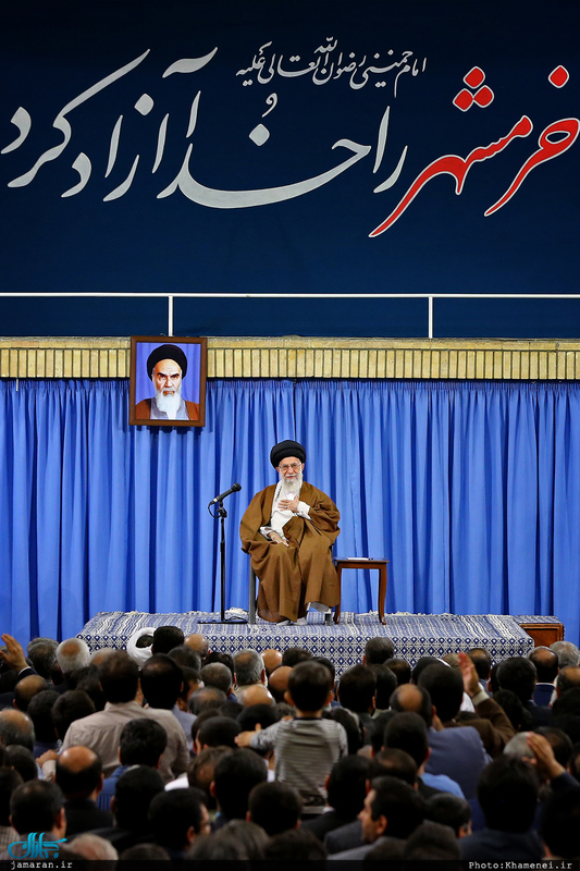 مراسم شب خاطره دفاع مقدس با حضور رهبر انقلاب