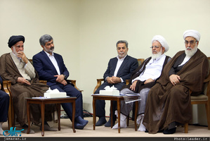 دیدار جمعی از مسئولان و فعالان فرهنگی از استان‌های یزد و همدان با رهبر معظم انقلاب 