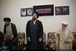 حاشیه های تجدید میثاق اعضای مجلس خبرگان رهبری با آرمان های حضرت امام خمینی(س)