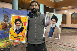 دسته عزاداری شیعیان کشمیر در آستانه تشییع پیکر شهید سید حسن نصرالله (ره)