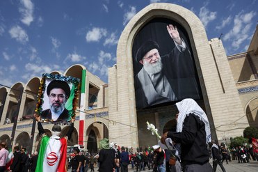 اولویت تازه جمهوری اسلامی، کنترل تنگه هرمز است نه برنامه هسته‌ای/ با وجود فروپاشی تفاهم‌نامه، دستیابی به توافق ممکن است/ تهران و واشنگتن همچنان از میانجیگری کشورهای ثالث استقبال می‌کنند/ جنگ با ایران در میان افکار عمومی آمریکا از حمایت گسترده‌ای برخوردار 