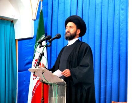 امام جمعه اردبیل: انقلاب اسلامی، اعتبار بین المللی ایران را بالا برد