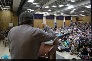 مراسم بزرگداشت دکتر علی شریعتی در دانشگاه علوم اجتماعی