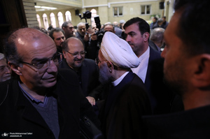 مراسم ترحیم مادر محمد شریعتمداری