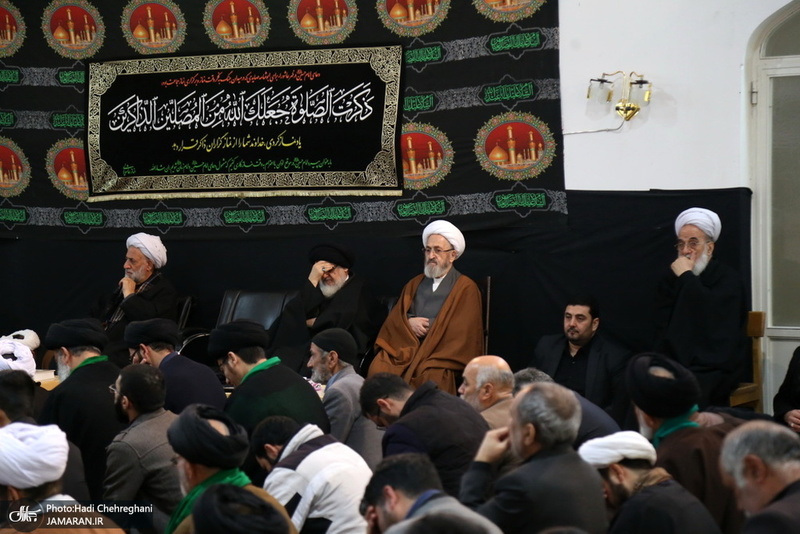 عزاداری در بیوت مراجع عظام تقلید و علما در سالروز شهادت حضرت فاطمه(س)