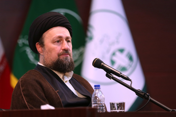  توصیه یادگار امام به مسئولین برای رسیدگی به حقوق کارکنان سازمان محیط زیست و امکانات آنها
