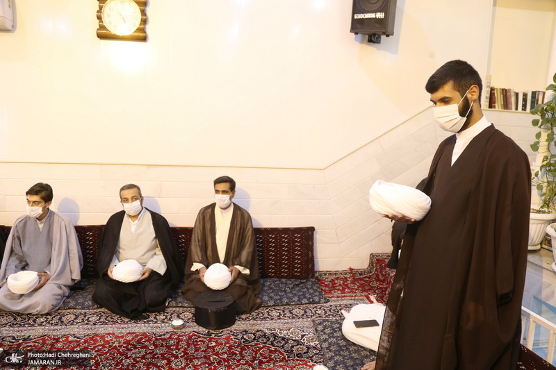 مراسم عمامه گذاری و جشن روز هفدهم ماه ربیع الاول در بیوت مراجع عظام تقلید