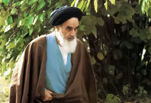 Imam Khomeini advised believers to take care of hereafter life matters
