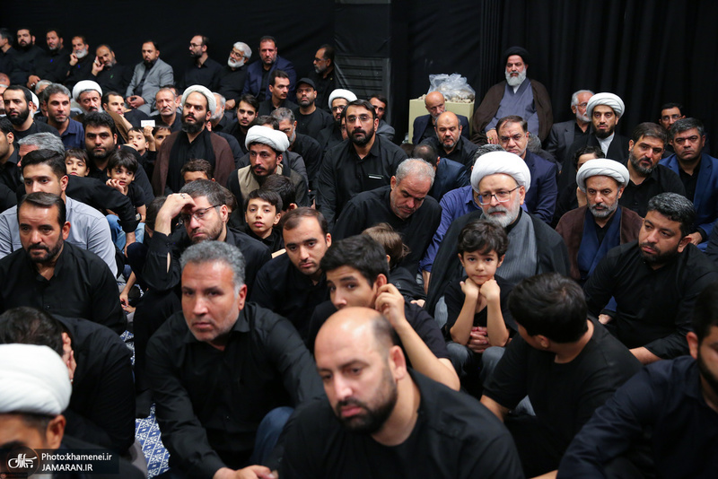 آخرین شب مراسم عزاداری حضرت اباعبدالله الحسین (ع) در حسینیه امام خمینی