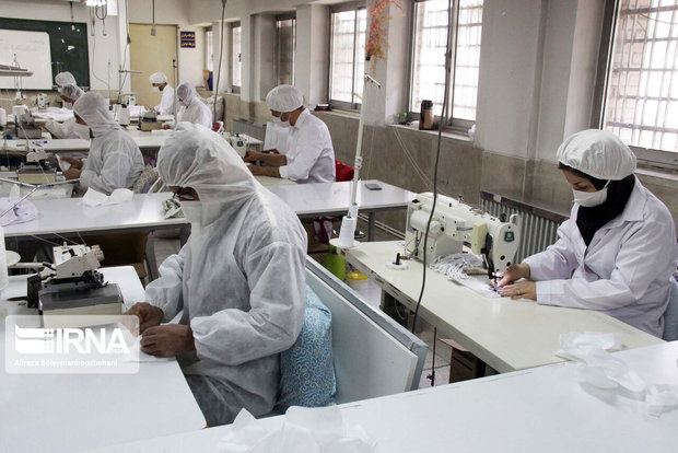 ۱۲۰ هزار ماسک در آموزشگاه‌های فنی و حرفه‌ای استان مرکزی تولید شد