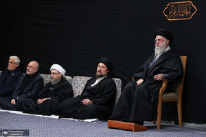 مراسم عزاداری شام شهادت حضرت زهرا(س) در حسینیه امام خمینی