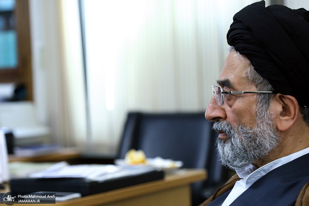تسلیت موسوی لاری در پی درگذشت سید علی نکویی