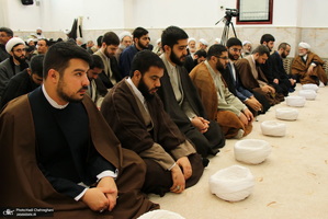 عمامه گذاری طلاب در روز عید مبعث توسط مراجع عظام تقلید‎‎