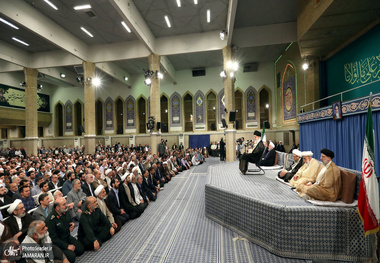 دیدار مسئولان نظام و سفرای کشورهای اسلامی با رهبر معظم انقلاب