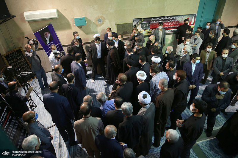 مراسم تشییع حجت الاسلام و المسلمین محتشمی پور در حسینیه جماران