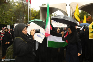 تجمع اعتراضی دانشجویان در دانشگاه تهران به جنایات رژیم صهیونیستی