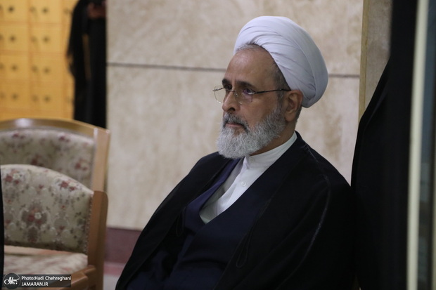 آیت‌الله اعرافی: تفاهم‌نامه تمام شد؛ مذاکرات را ادامه ندهید/ رئیس جمهور و سایر اعضای شعام و فرماندهان و مسئولین دیپلماسی کشور راه جهاد و استقامت را در پیش بگیرند/ انتقام و خونخواهی امام شهید و سایر شهدای دو جنگ اخیر، امری حتمی و قطعی است