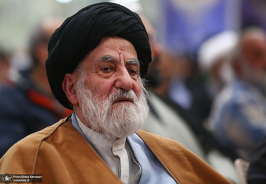 آیت الله سید جعفر شبیری زنجانی مطرح کرد: پاسخ آیت الله هاشمی به شائبه رو در رو قرار گرفتن ایشان با رهبری