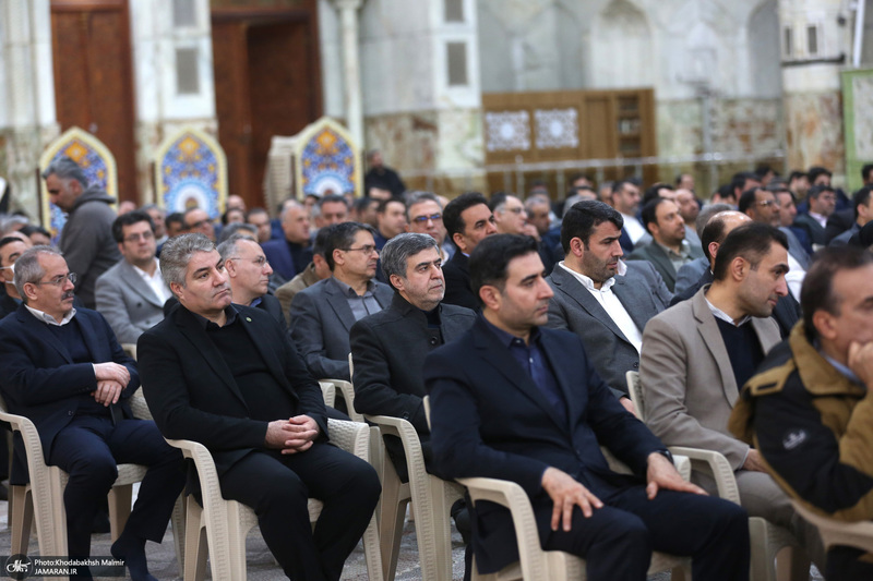 دیدار وزیر اقتصاد  جمعی از مدیران بانک ها با سید حسن خمینی
