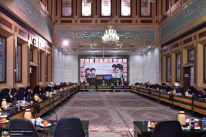 نشست مشترک مدیران فرهنگی آستان امام خمینی (س) با مدیران فرهنگی شهرداری تهران