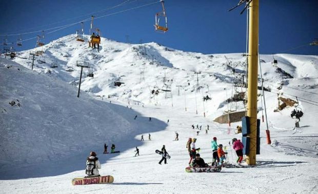 تنها پیست اسکی شب کشور روز پنج شنبه شروع بکار می کند