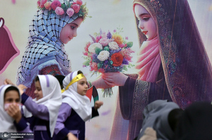 مراسم تجلیل از دانش آموزان برگزیده فرهنگی، هنری و قرآن، عترت و نماز منطقه 19