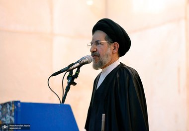 ابوترابی، امام جمعه تهران: اقتصاد ایران با چالش‌های جدی مواجه است