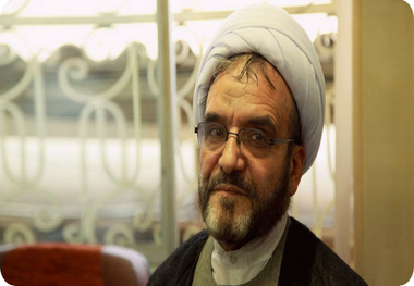 عبدالرضا ایزدپناه نماینده ولی‌فقیه در مؤسسه و روزنامه اطلاعات و مدیرمسئول آن روزنامه شد + سوابق