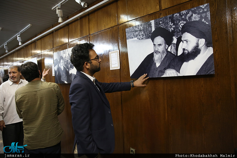 بازدید جمعی از خبرنگاران کشور هند از بیت امام خمینی (س) در جماران