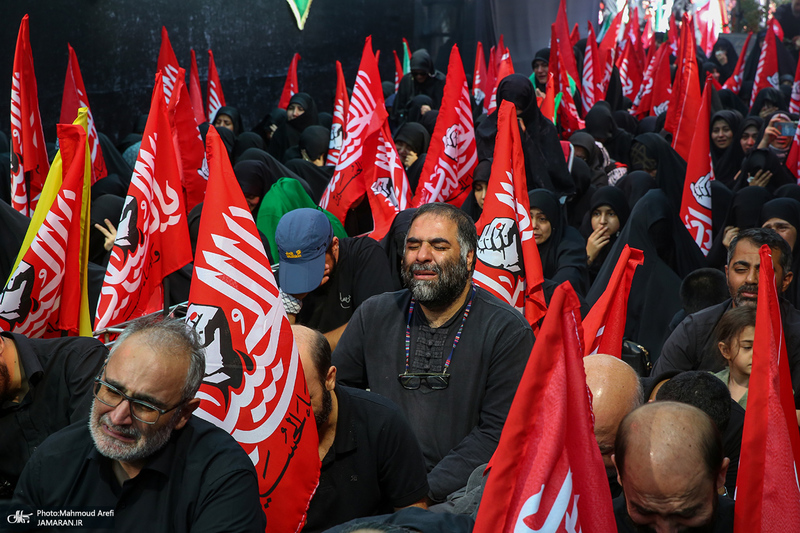 عزاداری ظهر عاشورا در جوار مقتل رهبر شهید انقلاب
