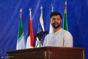 گردهمایی سراسری بسیج دانشجویی و طلاب در حرم مطهر امام خمینی (س) - 2