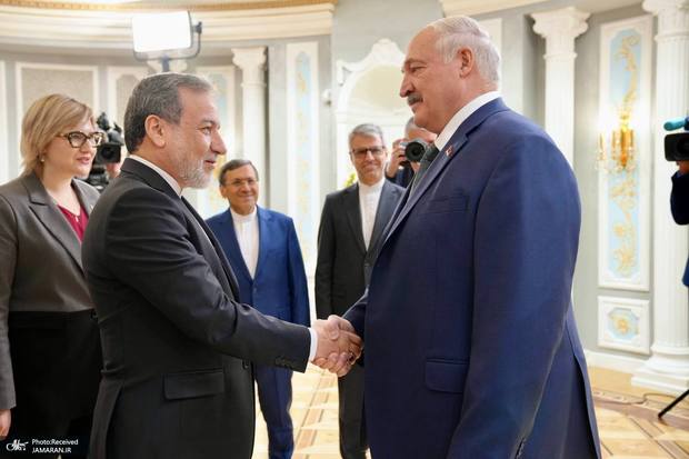 جزییات دیدار و گفت و گوی عراقچی با لوکاشنکو رئیس جمهور بلاروس در مینسک