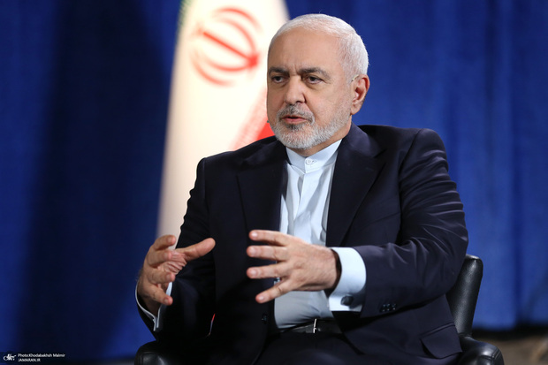 مقاله جدید ظریف: این جنگ با وجود تمام هولناکی‌ خود، دری را به سوی یک حل‌ و فصل پایدار گشوده/ ایران باید از برتری خود جهت دستیابی به توافقی استفاده کند که از وقوع درگیری بعدی هم جلوگیری کند/ مقامات باید به‌‌ دنبال گزینه «یک توافق جامع صلح» باشند