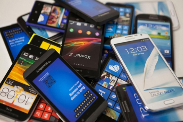 29 دستگاه تلفن همراه قاچاق در زنجان کشف شد
