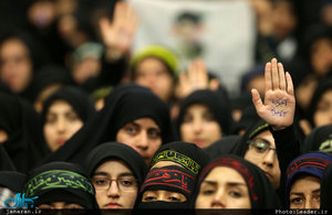 مراسم عزاداری شب عاشورای حسینی با حضور رهبر معظم انقلاب اسلامی