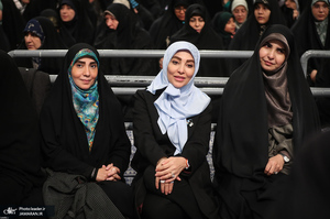 دیدار هزاران نفر از زنان و دختران با رهبر معظم انقلاب