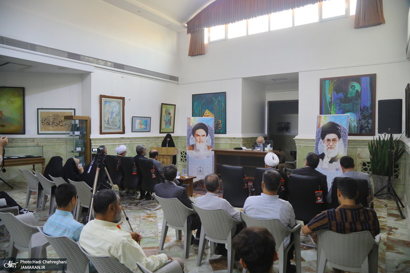 محفل ادبی با حضور استاد مجاهدی در مجتمع یادگار امام (س) قم