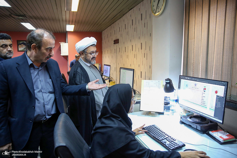 بازدید رئیس موسسه تنظیم و نشر آثار امام خمینی(س) از شرکت چاپ و نشر بانک ملی