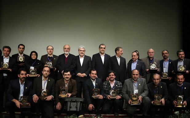 تقدیر از برگزیدگان جشنواره علوم پزشکی رازی